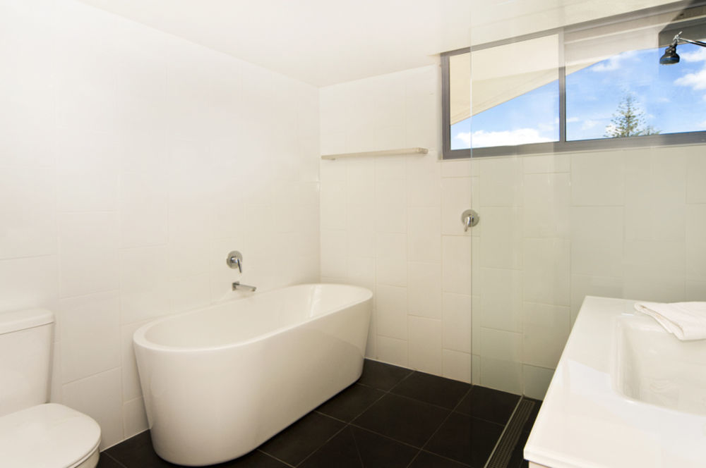 Oceanside Resort - Absolute Beachfront Apartments Gold Coast Exterior photo